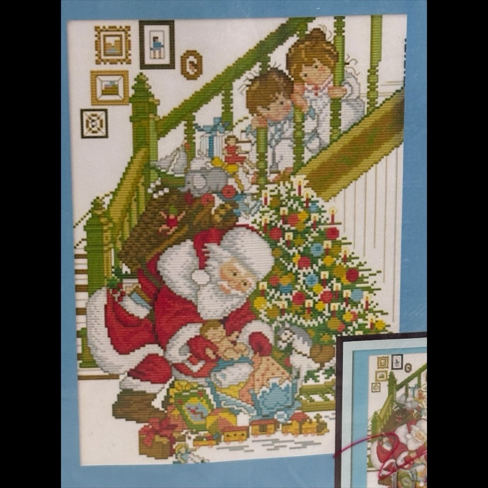 Howie's Needlepoint Cross Stitch Project Pack R308 Merry Christmas Santa Claus - Picture 2 of 3